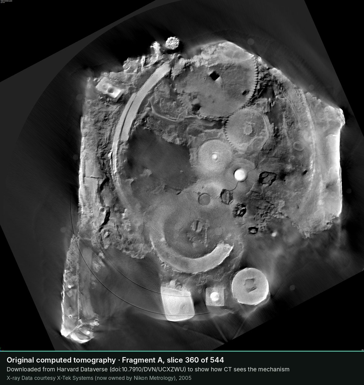 Slice 360 of the CT scan of Fragment A: Behind b1, more gears appear.